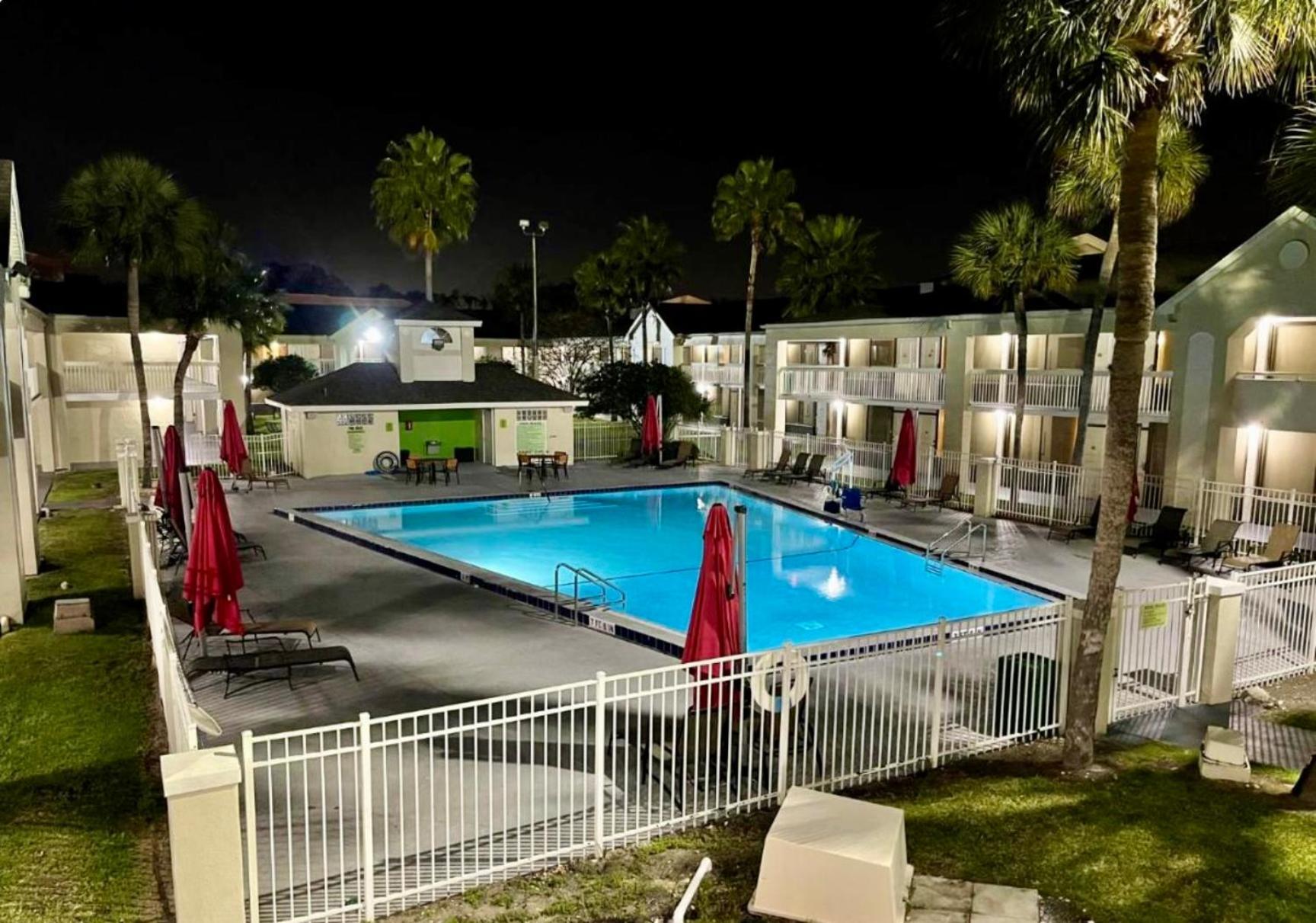 Pool - Wifi - Parking - Best Location ! Kissimmee Eksteriør bilde